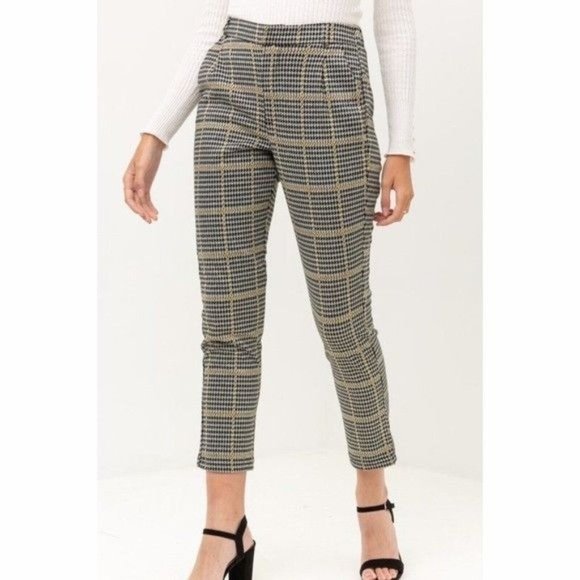 LOVE TREE Plaid Skinny Ankle Pants Size Medium - Picture 1 of 12